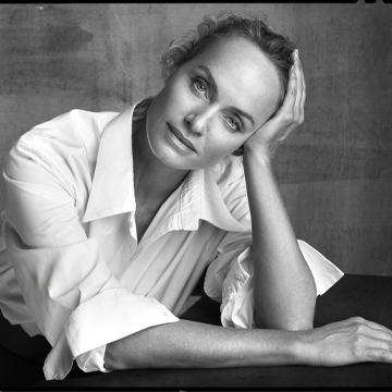 Amber Valletta