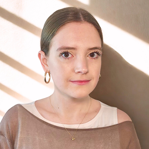 Greer Knebel