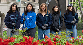 students outdoors at FIT