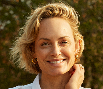 Amber Valletta