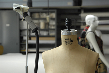mannequin stand